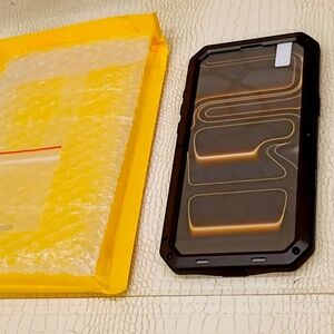 BRAND NEW "SUPER QUALITY" EXTREME LIMITED EDITION I PHONE 17 PRO MAX COVER BLK